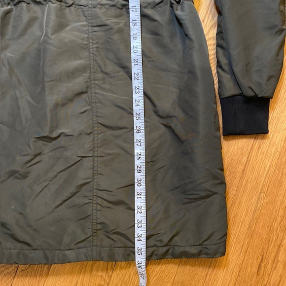 H&M DIVIDED Womens Size 8 Olive Green Bomber Style Mid Length Coat - Picture 7 of 12